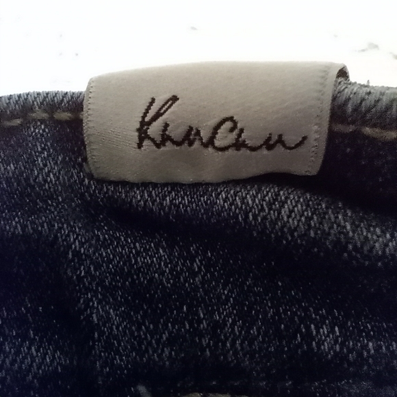 KanCan Shorts Size 9 (28) - Picture 3 of 9